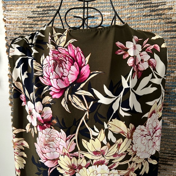 7th Avenue NY&C Floral Sleeveless Top- Green and Pink - Picture 7 of 10